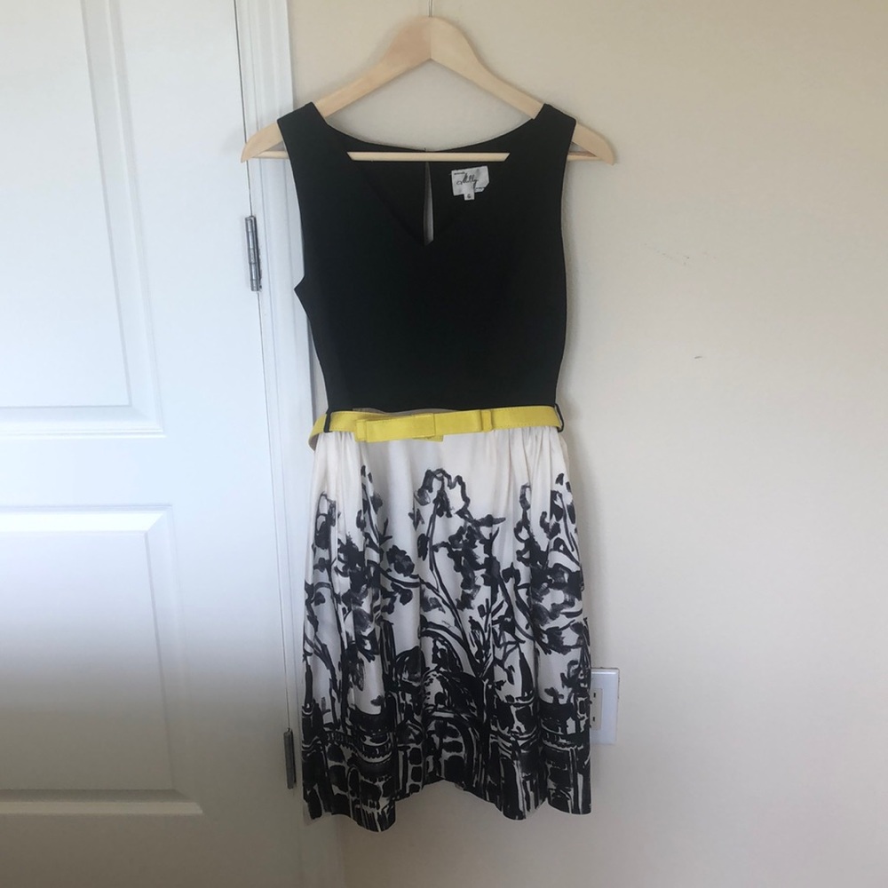 beautiful white, black, and yellow Milly dress!